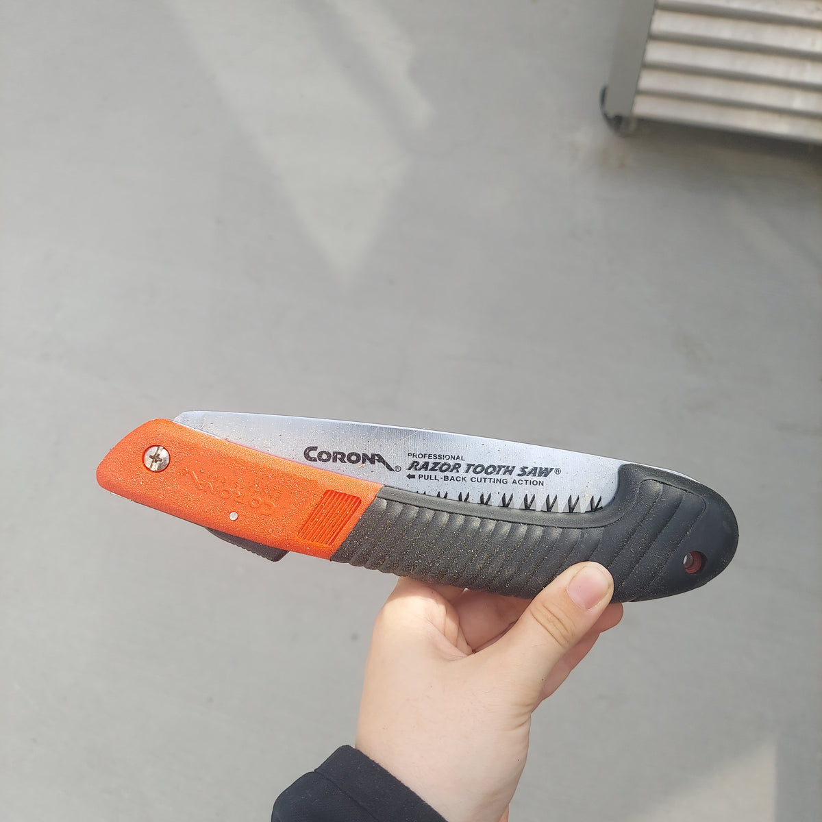 7" Corona MAX Straight Blade Folding Saw